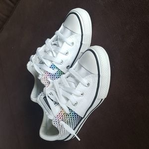 New Girls Converse All Stars